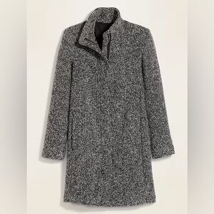 Old Navy black and gray marled coat, lined, full zipper, size Medium